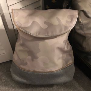 Stella & Dot Blush Camo Crush It Backpack